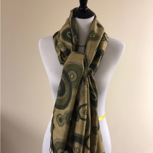 Scarf/shawl bundle - Picture 5 of 6